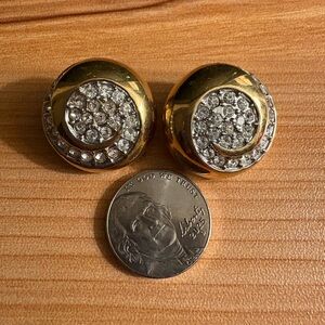 Vintage Gold and rhinestone Crystal clip-on Earrings